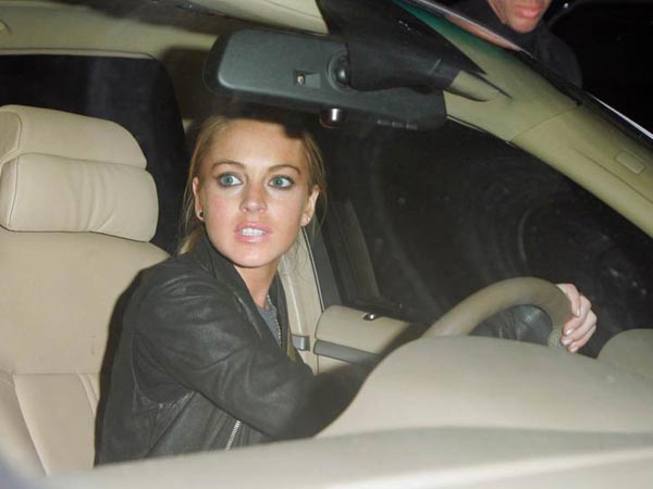 Lindsay Lohan atropella a un fotógrafo