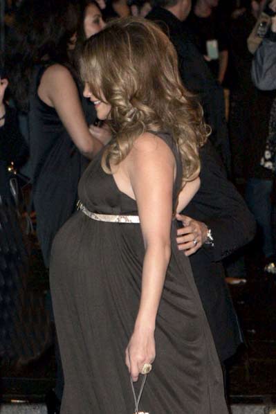 Jennifer Lopez recibirá $6 millones por foto de sus hijos