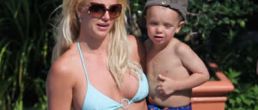 Fotos de Britney en bikini y con sus hijos