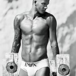 David Beckham semi desnudo