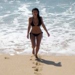 kim_kardashian_bikini_6